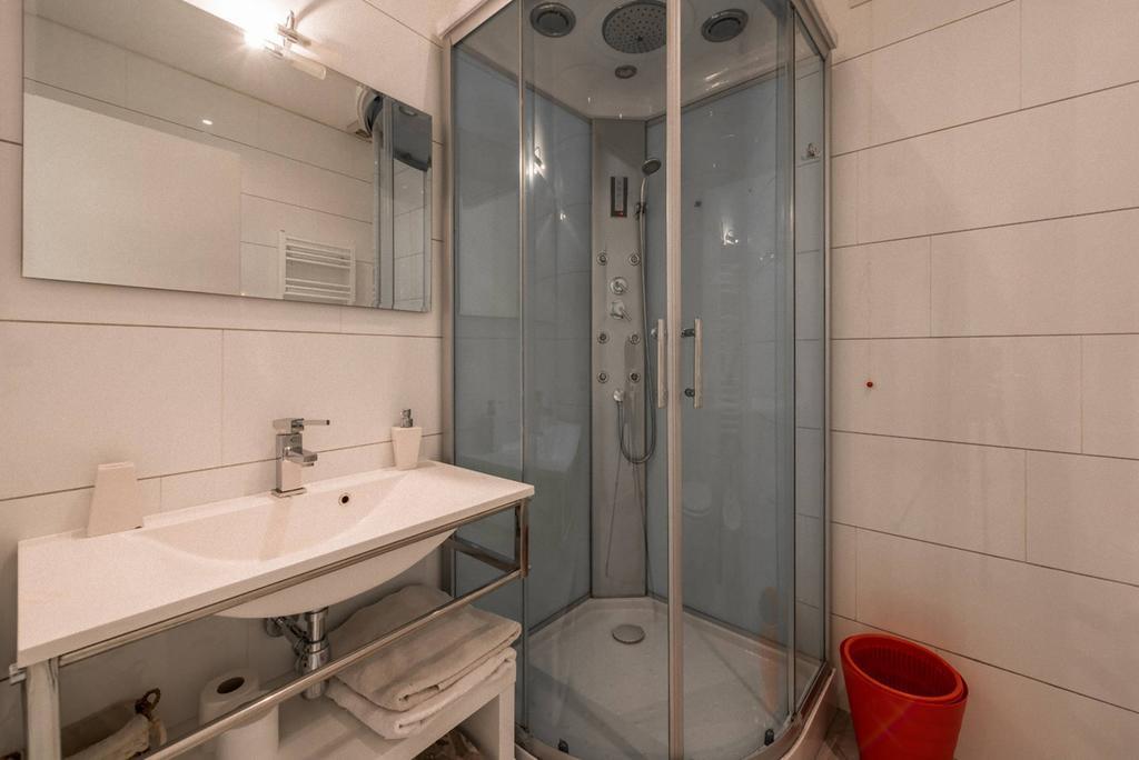 A Due Passi Dal Centro - Bari Policlinico Apartman Kültér fotó