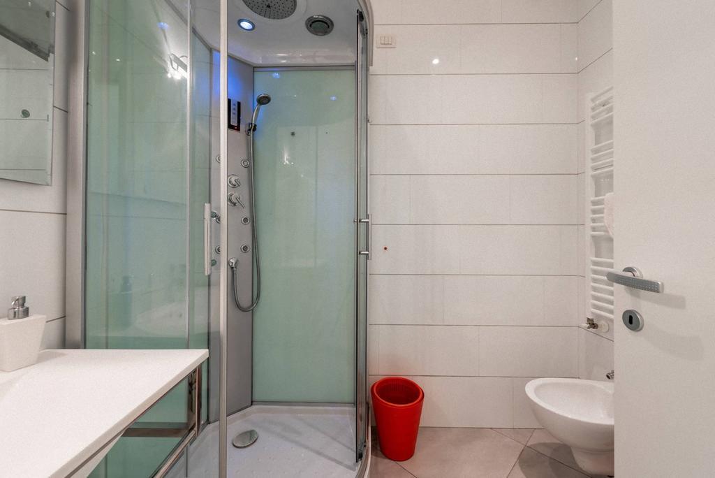 A Due Passi Dal Centro - Bari Policlinico Apartman Kültér fotó