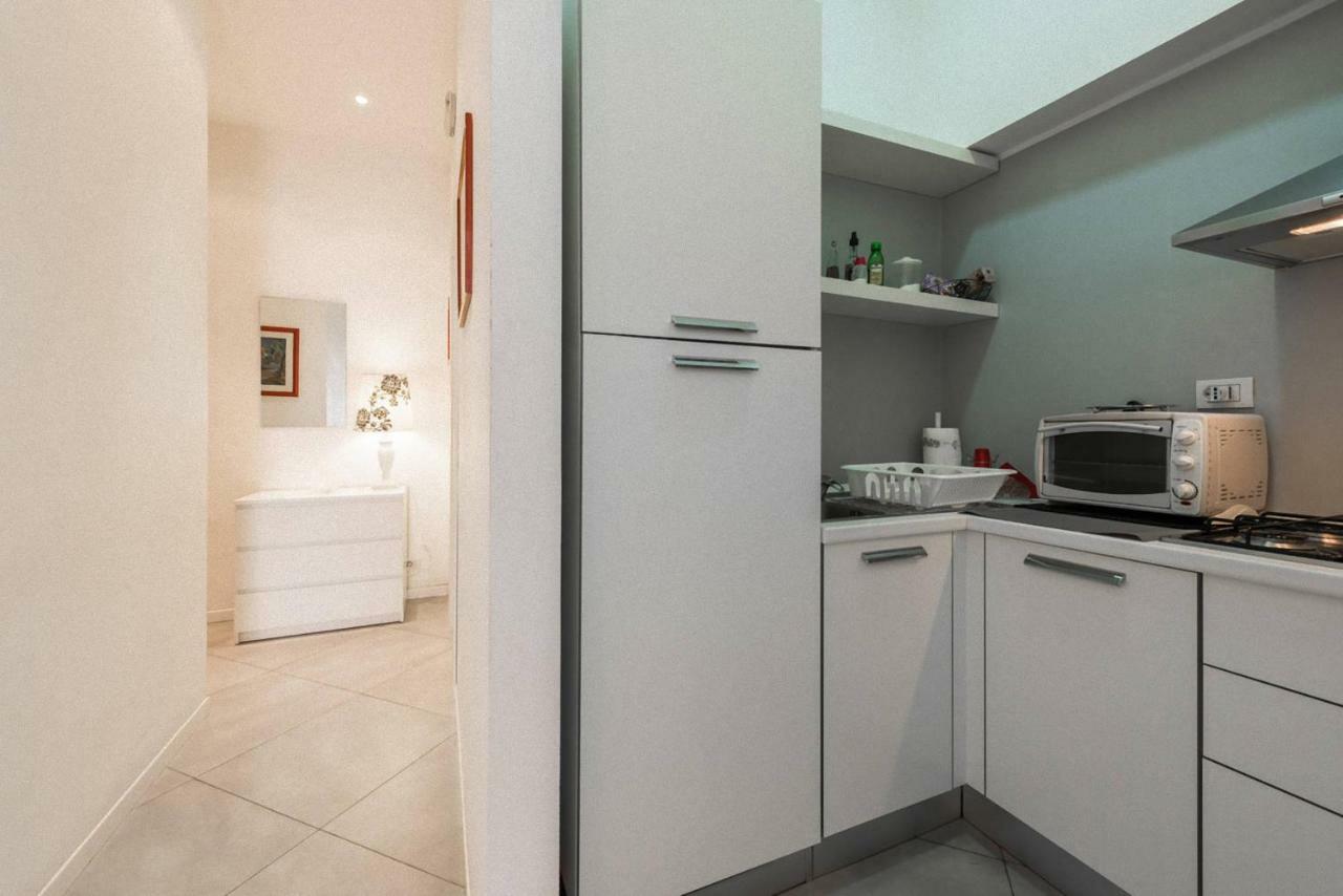 A Due Passi Dal Centro - Bari Policlinico Apartman Kültér fotó